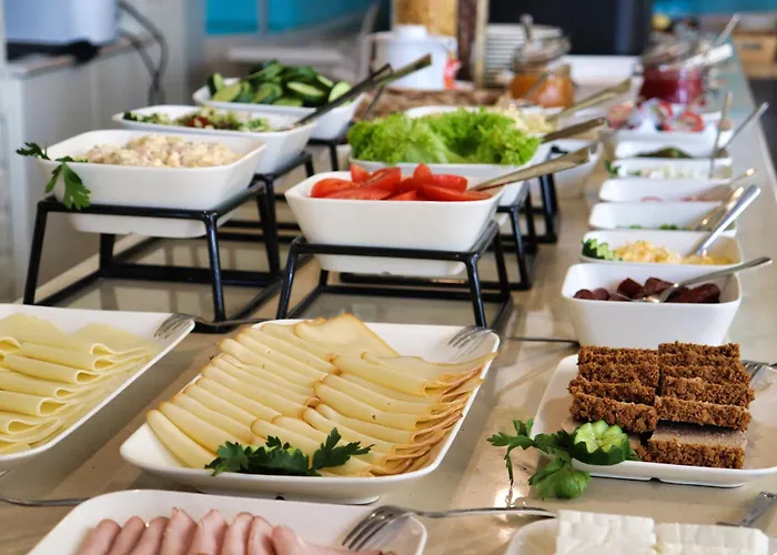 ピアスト セントラム ホテル 3*