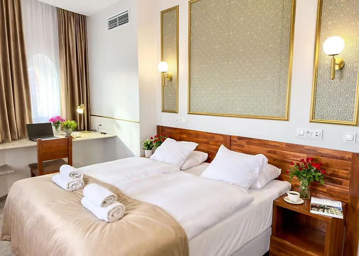 ピアスト セントラム