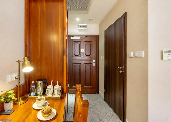 ピアスト セントラム 3* ヴロツワフ