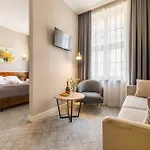 Piast Centrum Hotel 3*