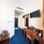 Hotel Piast Centrum 3*