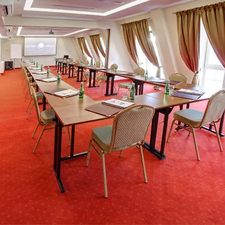 피아스트 센트럼 호텔 3*