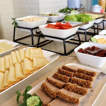 피아스트 센트럼 3*