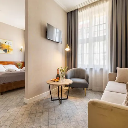 Piast Centrum Szálloda 3*