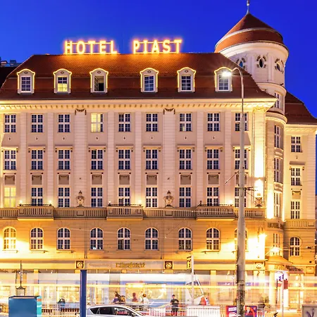 피아스트 센트럼 브로츠와프