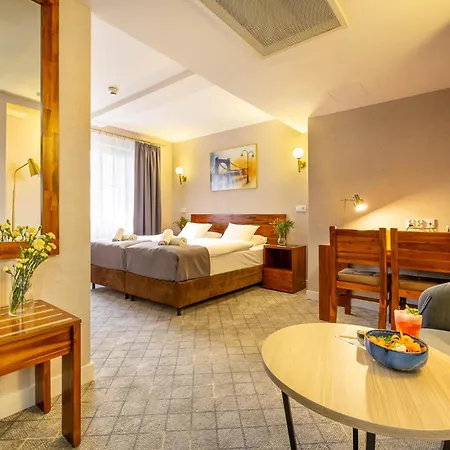 피아스트 센트럼