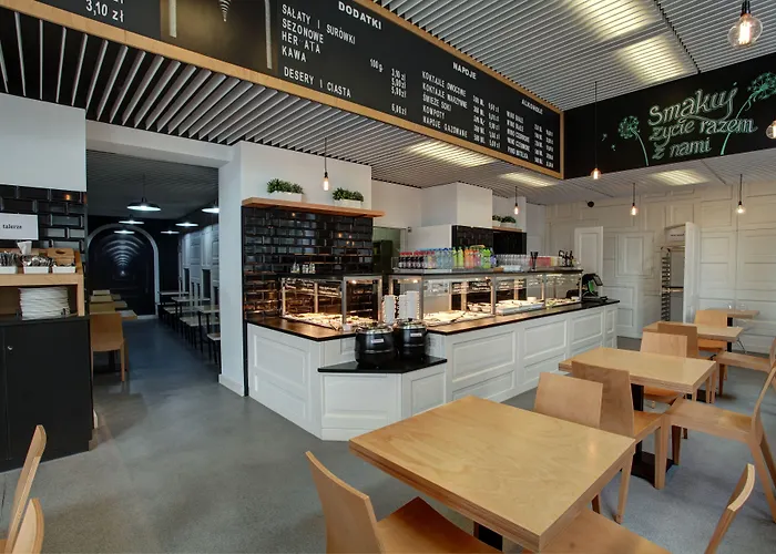 酒店 皮亚斯特弗罗茨瓦夫中枢酒店 3*